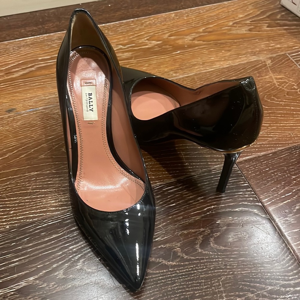 Bally pumps